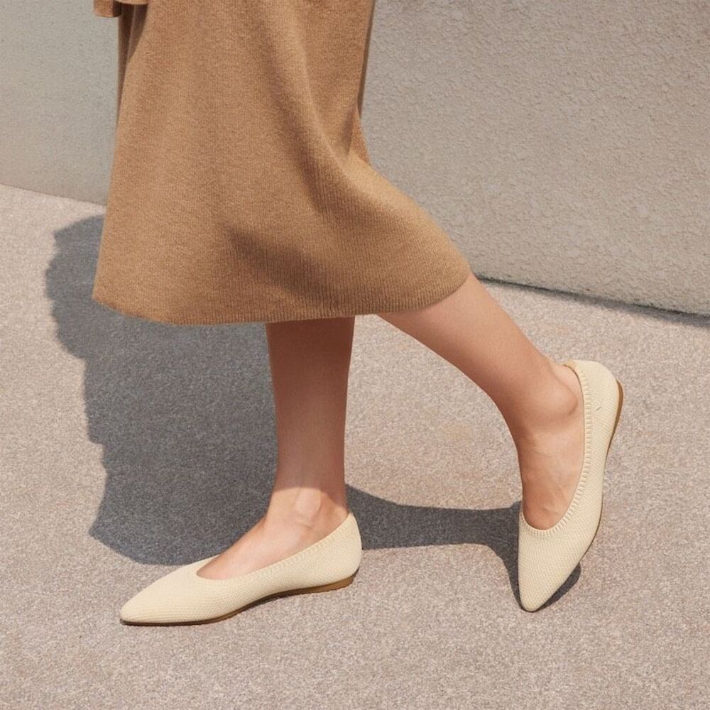 VIVAIA Pointed-Toe Ballet Flats (Aria 5°) size 37